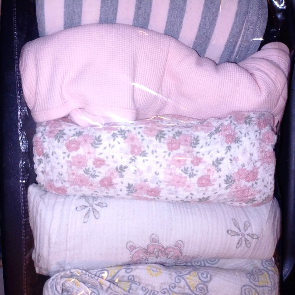 4 Cotten Baby Blankets